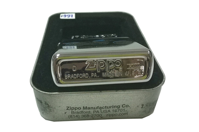 Zippo Classic Iron hinh Motor Street Interceptor doi XIII (1997) ntz221 2