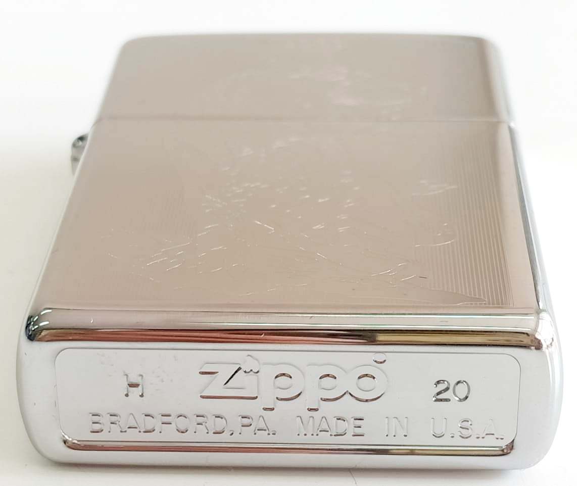 Zippo bong trang khac 1 mat hinh con ho Z704 3