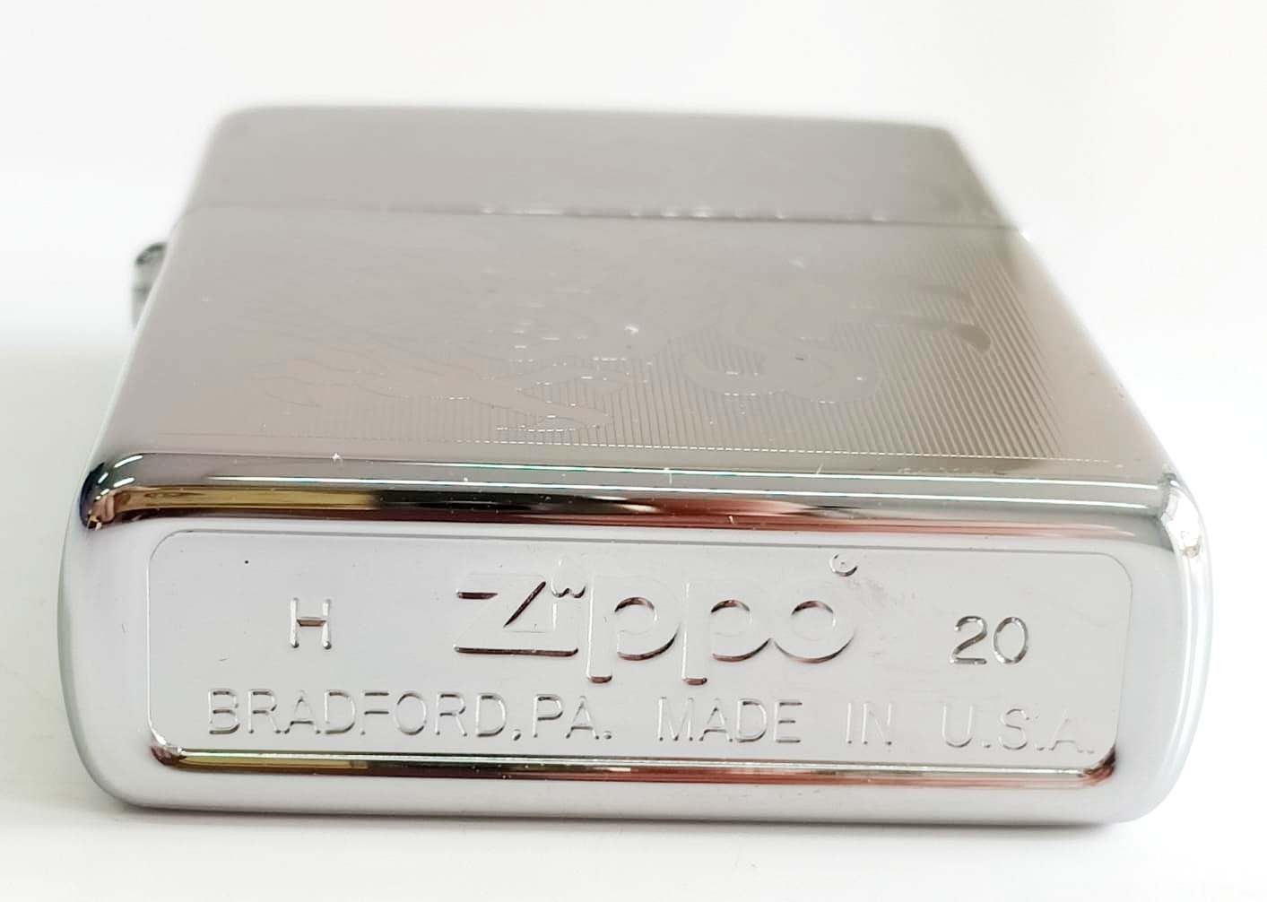 Zippo bong trang khac 2 mat hinh rong Z712 3