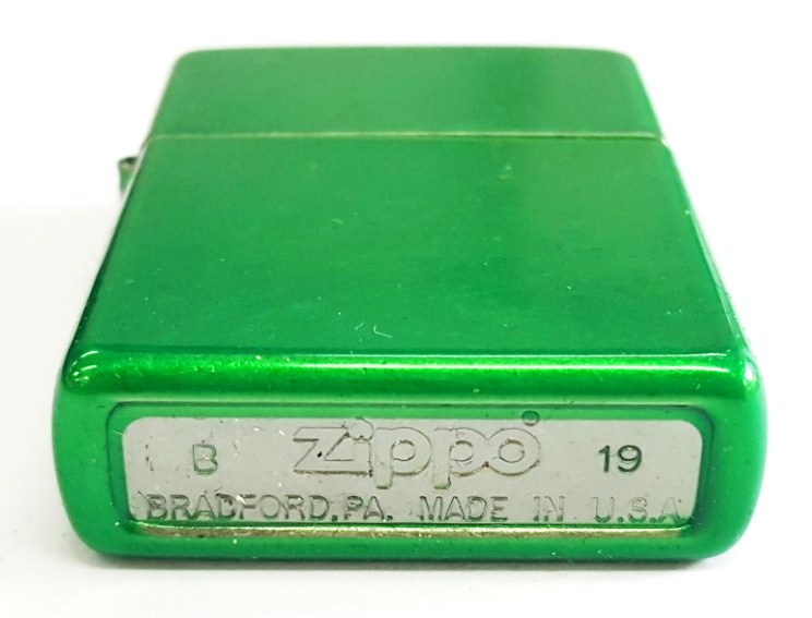 Zippo xanh la bong Z790 3