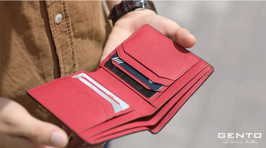 Ứng Dụng Của Da Saffiano Trong Thời Trang